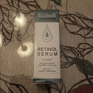 Retinol Serum - White and Green